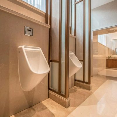 High quality male using bathroom urinal (4)